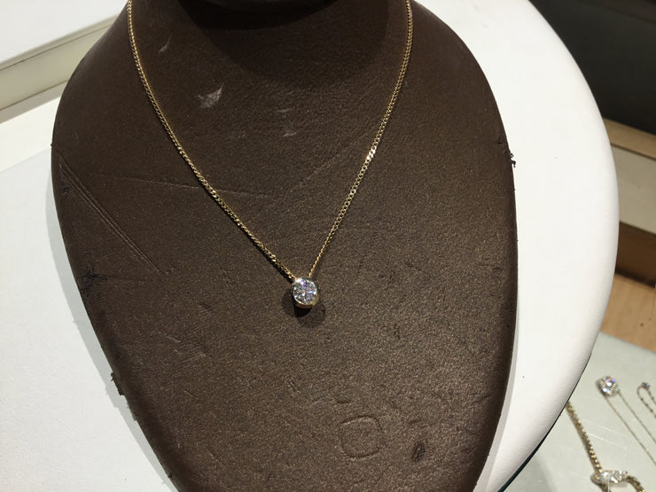 14KY-0.50cts. G-H, SI bezel pendant