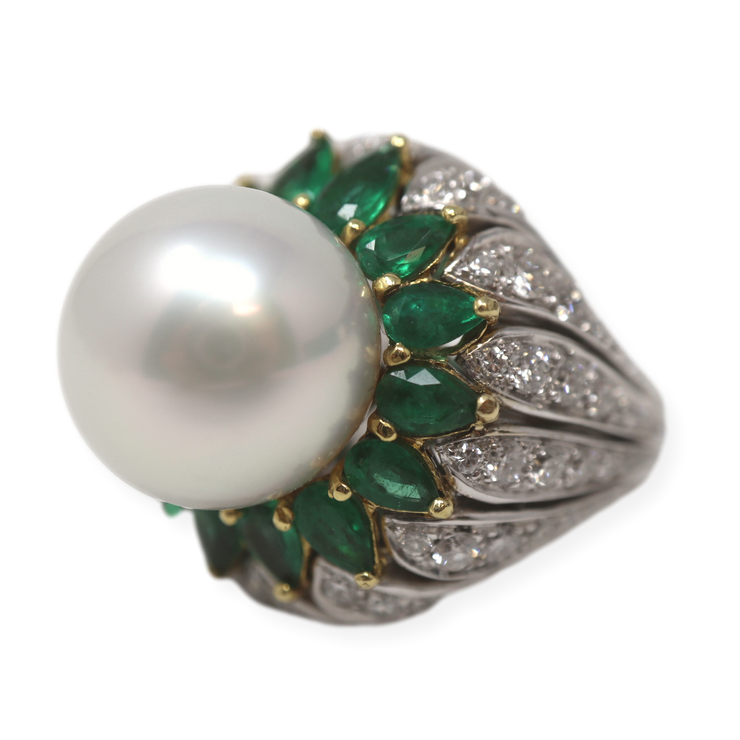 18K 15mm South Sea Pearl & Emerald Diamond Ring