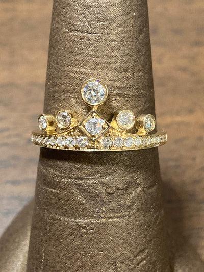 0.42CTS Crown ring, 14KY