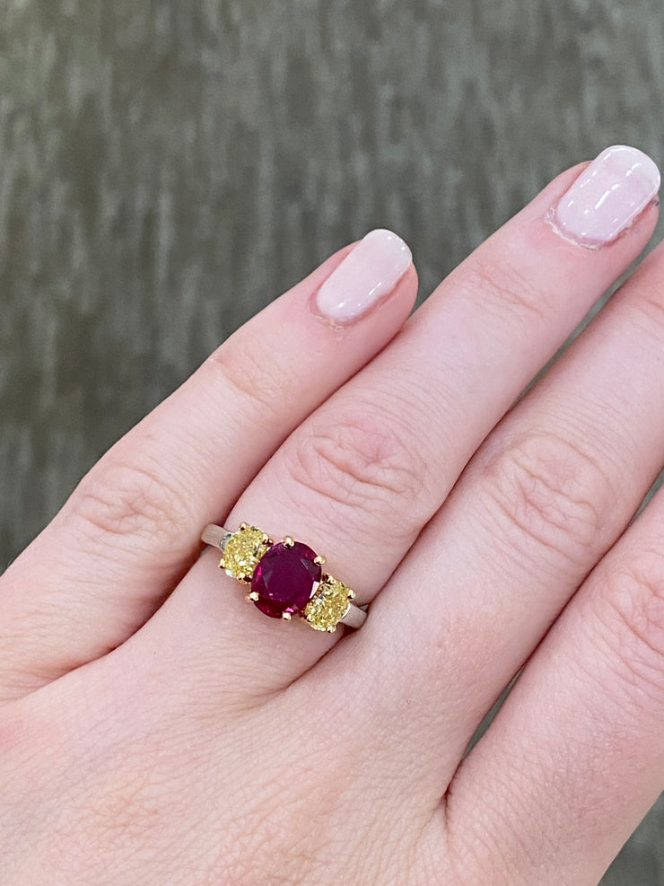 Oscar Heyman 2.07 Carat Burma No-Heat Ruby and Yellow Diamond Three-Stone Ring