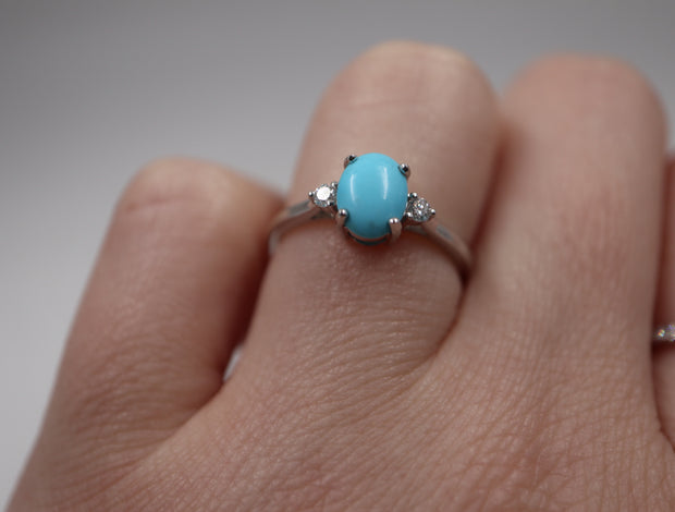 Oval Turquoise Diamond Accented Solitaire 14K