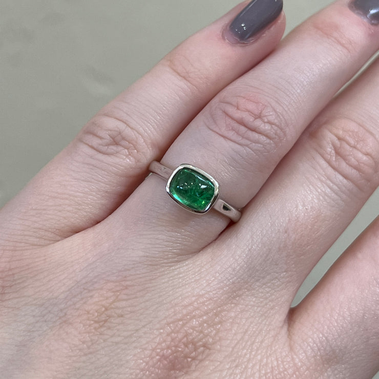 Green Tsavorite Bezel Solitaire Ring