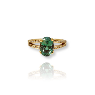 Oval Alexandrite & Pave Diamond Split Shank Ring 1.90CT, .38DTW 18KY