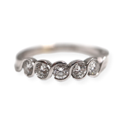 Diamond Scalloped Bezels Band .75CTW 14K