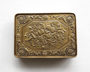 Mark Areias Jewelers Jewellery & Watches 1820s 18 Karat Tri-Color Russian Snuff Box