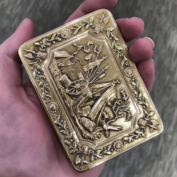 Mark Areias Jewelers Jewellery & Watches 1820s 18 Karat Tri-Color Russian Snuff Box