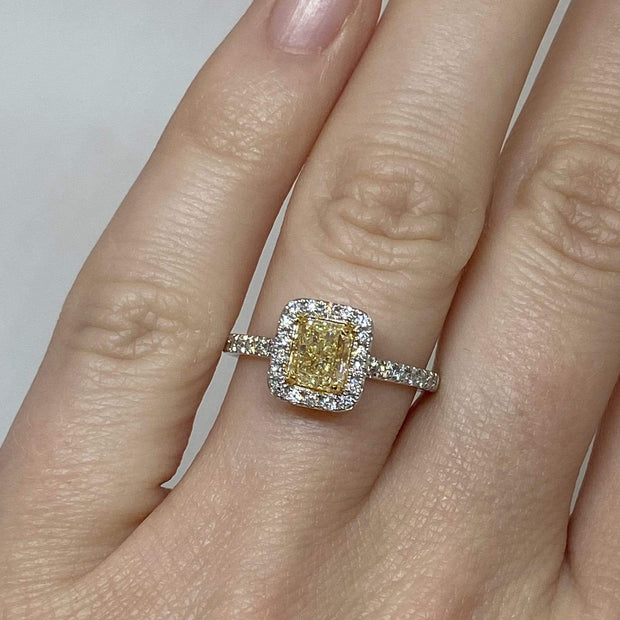 Mark Areias Jewelers Jewellery & Watches Cushion Fancy Yellow and Halo Diamond Solitaire Ring 18 Karat 1.36 CT