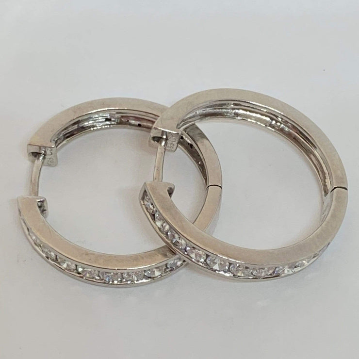 Mark Areias Jewelers Jewellery & Watches Estate Diamond Channel Set 14K White Gold Hoop Earrings 1.00ctw 20mm