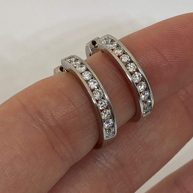 Mark Areias Jewelers Jewellery & Watches Estate Diamond Channel Set 14K White Gold Hoop Earrings 1.00ctw 20mm