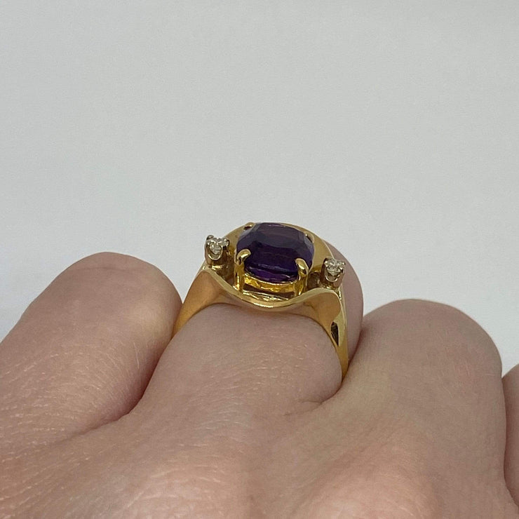 Mark Areias Jewelers Jewellery & Watches Estate Natural Fancy Cushion Amethyst & Diamond Freeform Ring 14K Yellow Gold