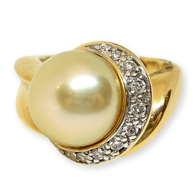 Mark Areias Jewelers Jewellery & Watches Lady's South Sea Golden Round Pearl 14K Yellow Gold Diamond Ring 11.50mm .30CTW
