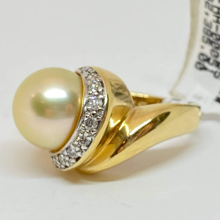 Mark Areias Jewelers Jewellery & Watches Lady's South Sea Golden Round Pearl 14K Yellow Gold Diamond Ring 11.50mm .30CTW