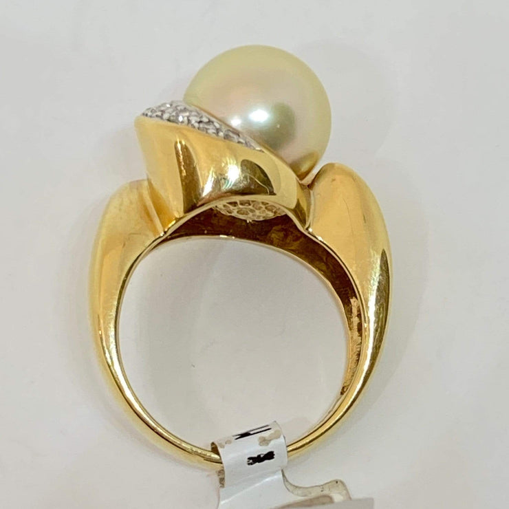 Mark Areias Jewelers Jewellery & Watches Lady's South Sea Golden Round Pearl 14K Yellow Gold Diamond Ring 11.50mm .30CTW