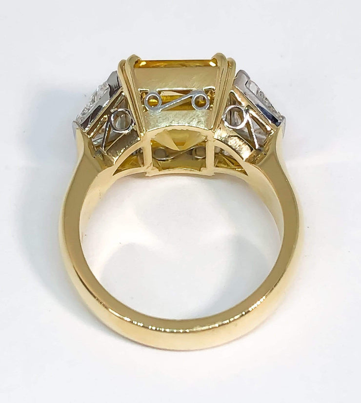 Mark Areias Jewelers Jewellery & Watches Natural Radiant Yellow Sapphire & Trapezoid Diamond Platinum 18KY Ring 8.16CT