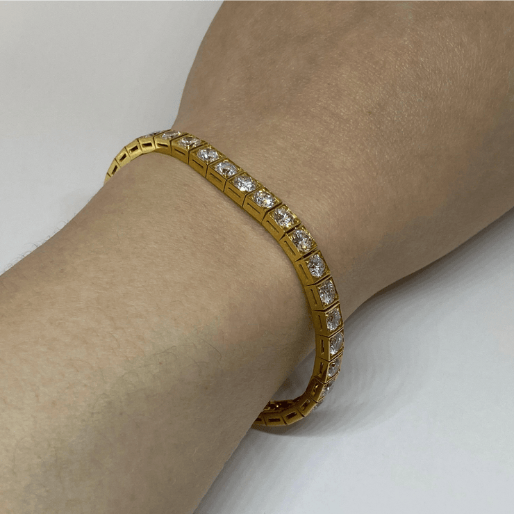 Mark Areias Jewelers Jewellery & Watches Round Diamond Tennis Bracelet Square Link 18K Yellow Gold 10.80 Carat F-G VS1