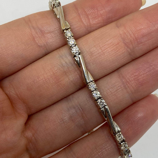 Mark Areias Jewelers Jewellery & Watches Round Diamond "X" Link Bracelet 14K White Gold 7" 1.90CTW