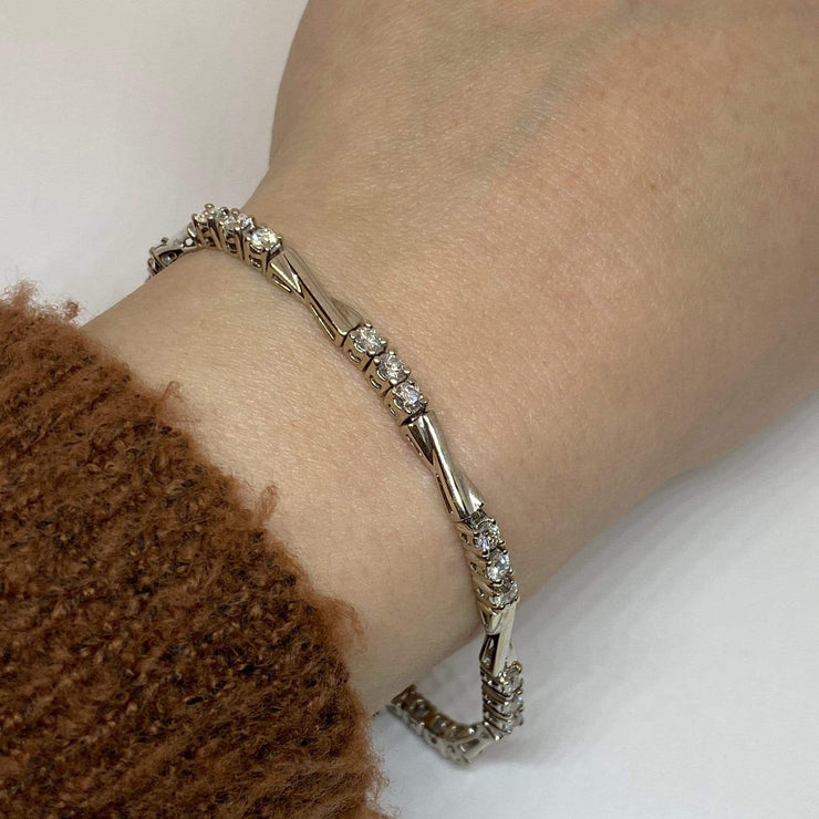 Mark Areias Jewelers Jewellery & Watches Round Diamond "X" Link Bracelet 14K White Gold 7" 1.90CTW